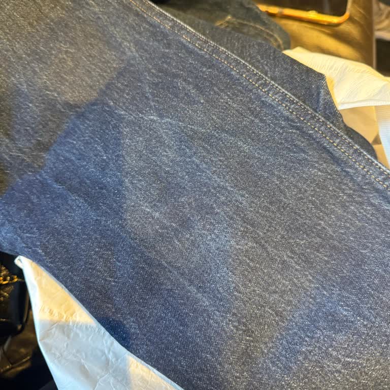 Mavi Mağazasında Sky Rinse Pantolon Deformasyonu Ve Renk Atması Değişim Talebi