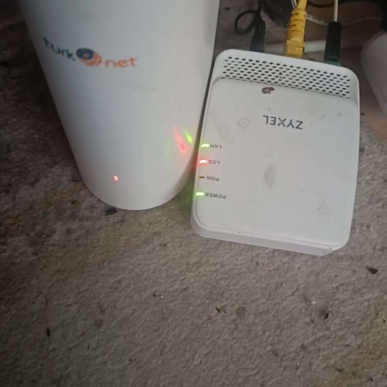 Kronik İnternet Kesintisi Ve Yetersiz Müşteri Desteği