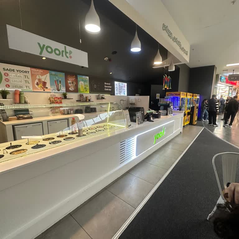 Yoort Şubesinde Personel Yokluğu Ve Web Sitesi Hatası