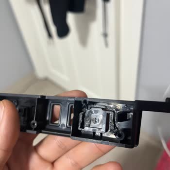 Corsair 3000d Airflow Kasa Power Tuşu Kırıldı Ve Yedek Parça Bulunamıyor