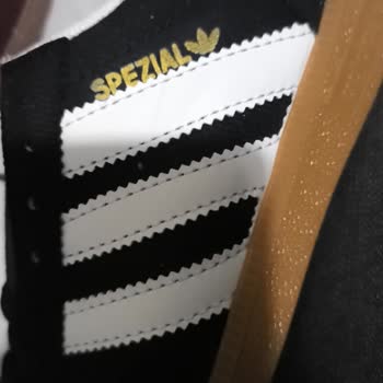 Shoeday Butik Kusurlu Adidas Ayakkabılar İçin Kargo Ücreti Talep Edilmesi Ve İade Reddi