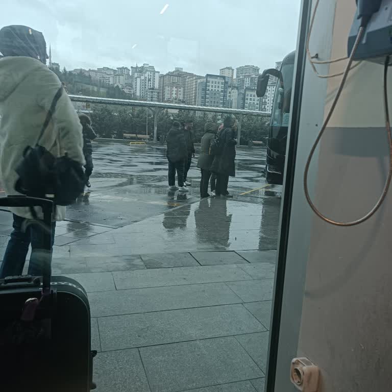 Aras Turizm Otobüs Gecikmesi ve Bilgilendirme Eksikliği