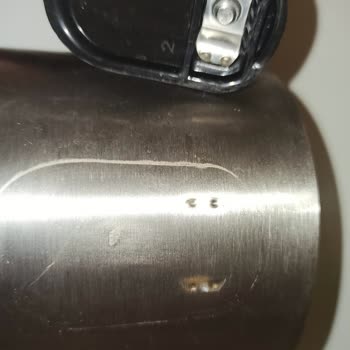 Karaca Züccaciye Çelik Gövdeye Puntayla Tutturulmuş Olan Kulp Kısmı Elimde Kaldı