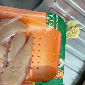 Has Tavuk Ürününde Saç Çıktı: Hijyen Ve İade Talebi