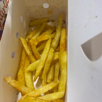 Sosları Eksik, Patatesi Az: Popeyes Siparişinde Hayal Kırıklığı