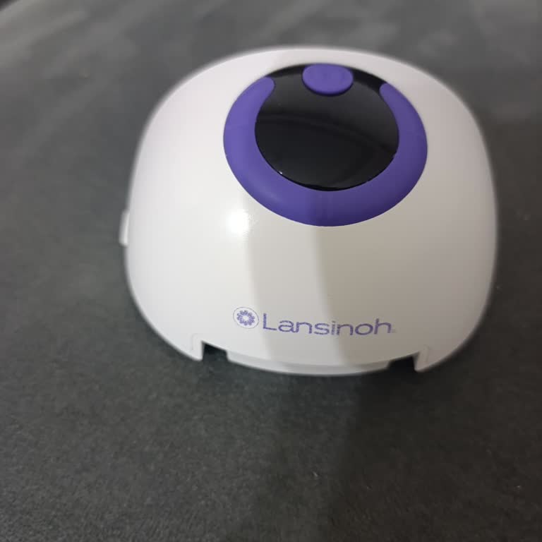 Lansinoh Göğüs Pompası Siyah Ekran Arızası Nedeniyle Acil Değişim Talebi