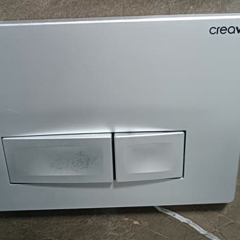 Creavit Klozet Kapakları Kırıldı Ve Stop Mekanizması Arızalandı: Ücretsiz Değişim Talebi