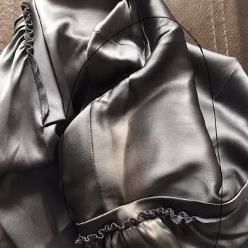 Gardrops'ta Defolu Gömlek Ve İade Sürecinde Oyalama