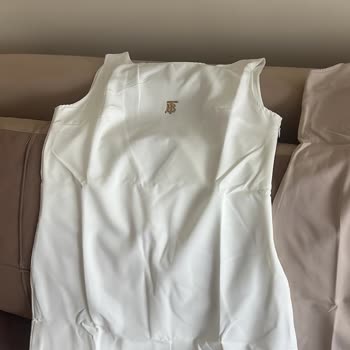 Kapıda Ödemeyle Aldığım Elbise Yanlış Gönderildi, Değişim Ya Da İade Bekliyorum