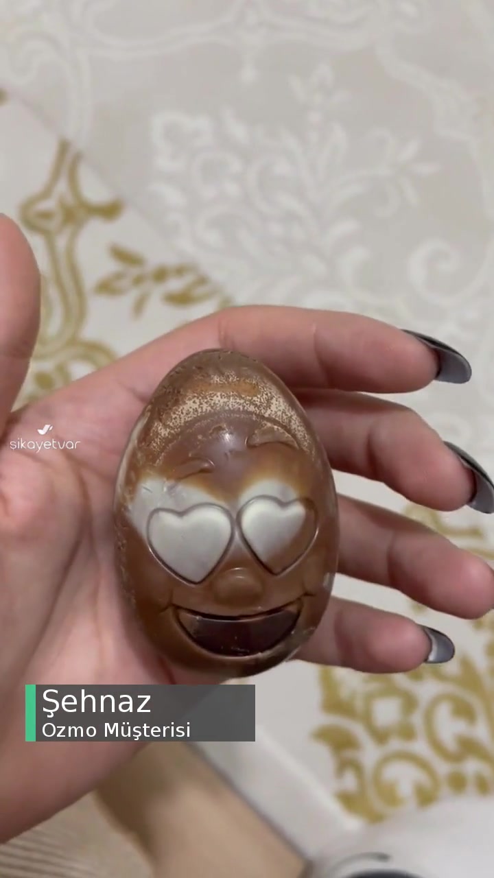 Ozmo Yumurta Çikolatanın Bozulmuş Olması! videonun kapak resmi