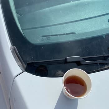 Yan Sanayi Camlı Kiralık Araçta Orijinal Cam Ücretinin 30 Bin TL Olarak Tahsil Edilmesi