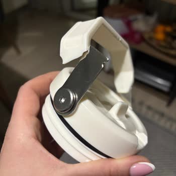 Stanley Termosunun Kulpu Kısa Sürede Koptu, Değişim Talebi