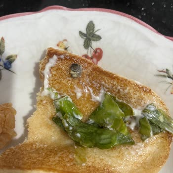 Popeyes Hamburgerinde Canlı Salyangoz: Çocuğumun Sağlığı Tehlikede