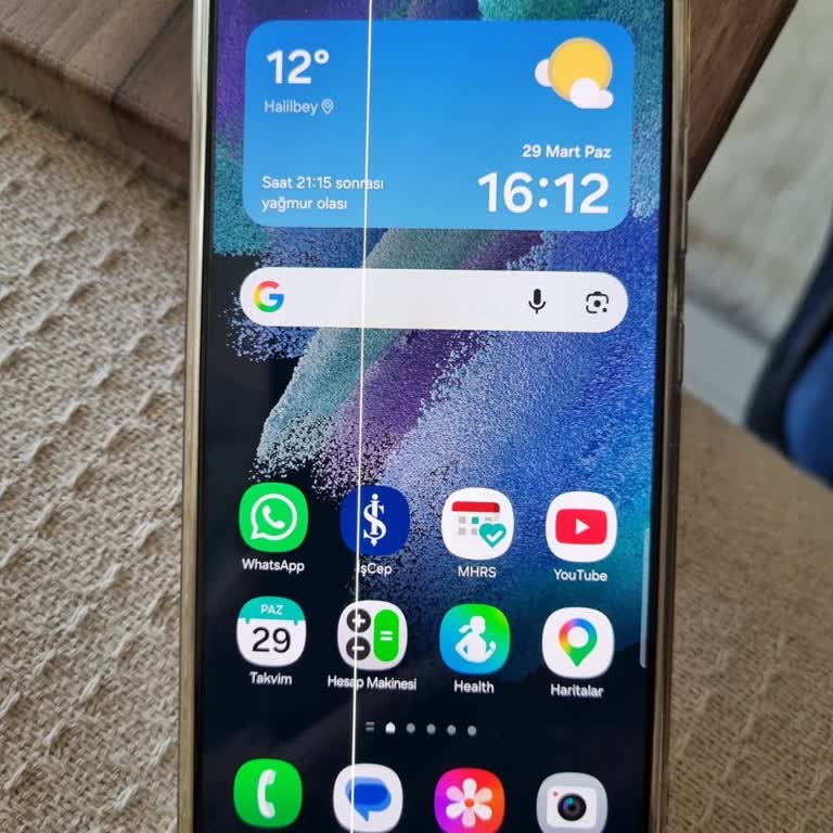 Samsung S21 FE'de Çizgi Sorunu Güveni Sarsıyor
