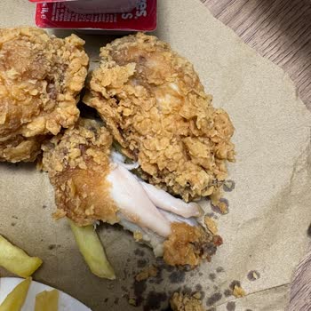 Soğuk Ve Rengi Bozuk Popeyes Siparişi İçin Ücret İadesi Talebi