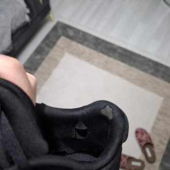 Adidas Runfalcon 5 Ayakkabısında Ayıplı Deformasyon Ve İade Talebi