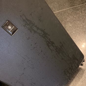 Su Dolu Valiz Ve Saygısız Personel Tutumu
