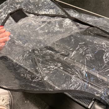 Su Dolu Valiz Ve Saygısız Personel Tutumu