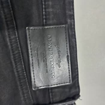 Mavi Pantolon 5 Yıkamada Beyaz Lekeler Oluşturdu, Mağaza Yardım Reddi