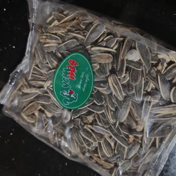 Özdanacı Kuruyemiş Çekirdek Poşeti İçinde Salyangoz Çıktı