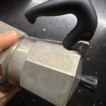 Bialetti Moka Potunun Kısa Sürede Deforme Olması Ve Kötü Koku Sorunu