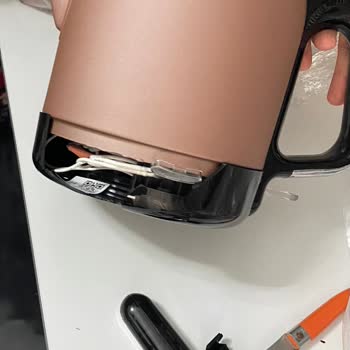 Kırık Çay Makinesi İadesi Ve Para İadesi Sorunsuz Olmadı