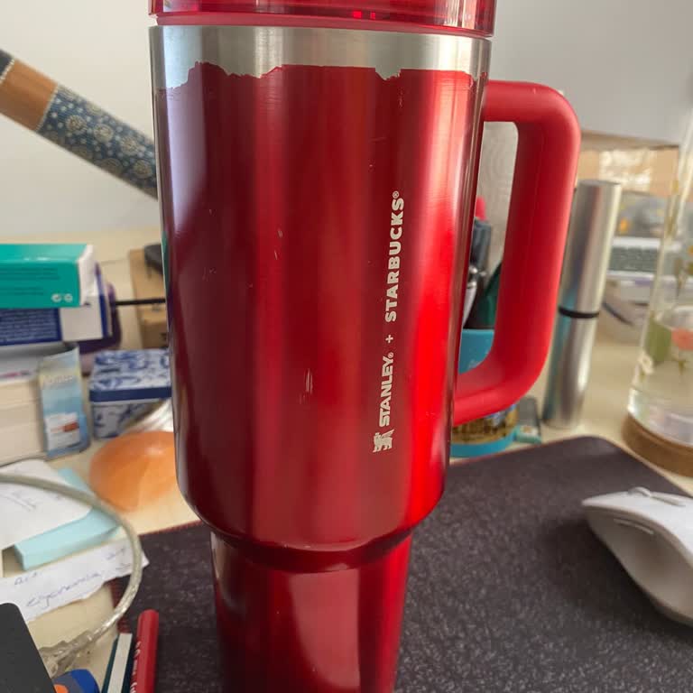 Starbucks Termosunun Boyası Bulaşık Makinesinde Soyuldu, Garanti Reddi