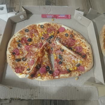 Gecikmeli, Soğuk Ve Dağılmış Pizza, İade Ve Telafi Talebi