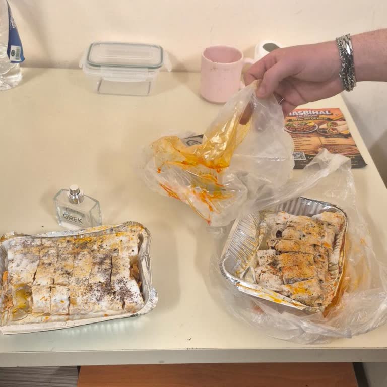 İki Buçuk Saatte Soğuk Ve Ezilmiş Tantuni, Ücret İadesi Talebi