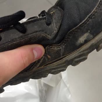 Decathlon Mağazasındaki Ayakkabının 7 Ayda Yırtılması Ve Garanti Reddi