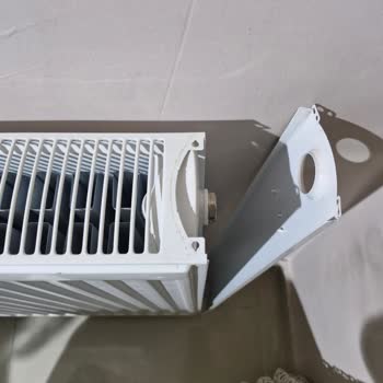 Copa Innova Kalorifer Petekte Plastik Kapak Tutucularının Isı Nedeniyle Kırılması Ve Kalite Sorunu