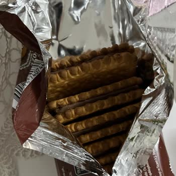 Eti Gıda Bisküvilerin Köşelerinin Yanık Olması