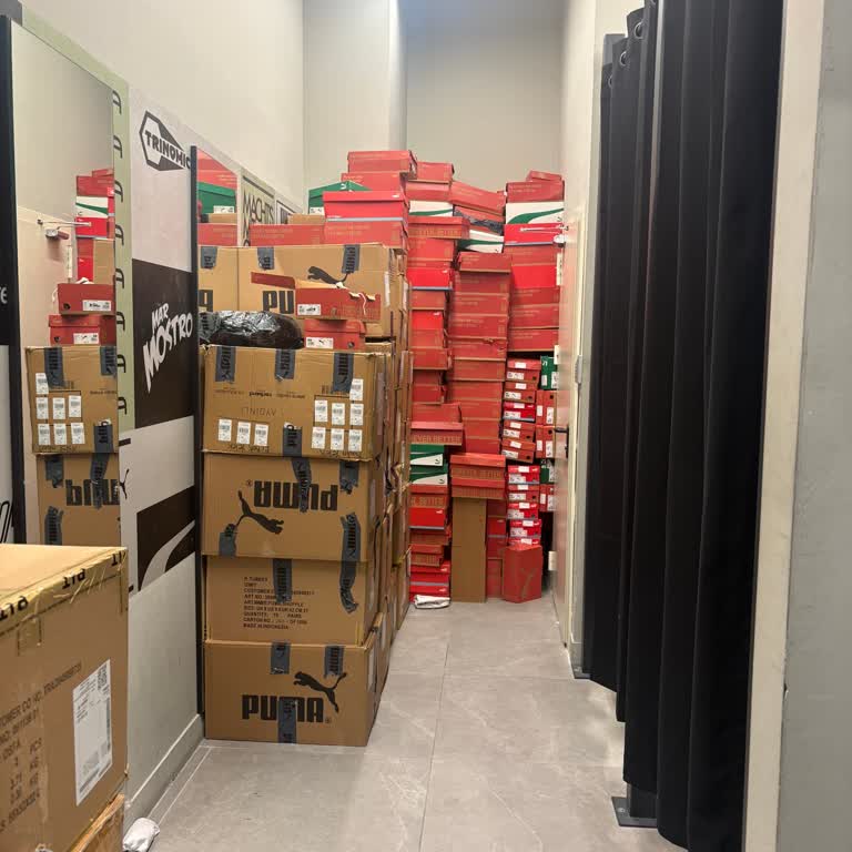 İndirim Kampanyasında Personelin Ürün Ayırması Müşterileri Mağdur Etti