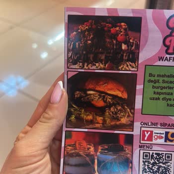 Büyük Bölüm Teslim Edilmedi, Baskı Kalitesi Kötü Ve Tam İade Talebi