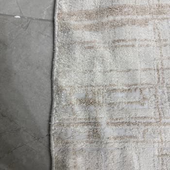 Karmen Halılarda Kısa Sürede Sertleşme Ve Ayıplı Ürün Değişim Talebi