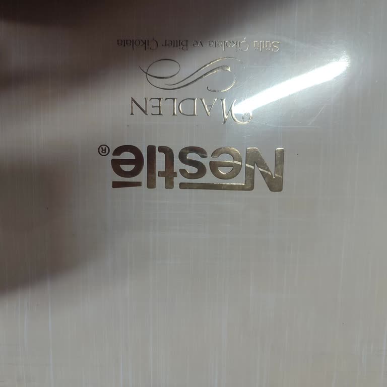 Son Kullanma Tarihine Yakın Bozulmuş Nestle Madlen Çikolataları Migros Sanal Market'ten