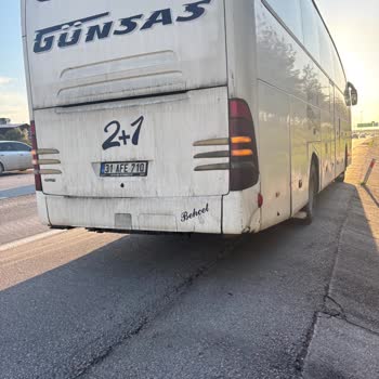 Cenaze Yolculuğunda Otobanda Bırakılma Ve Saygısız Muavin Davranışı