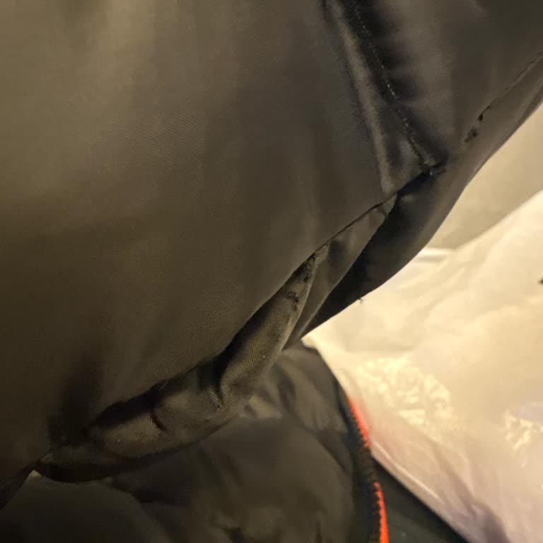 Defolu Şişme Mont İçin Ücret İadesi Talebi