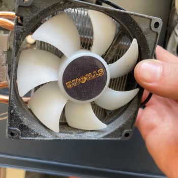 İtopya Bilgisayar Servisi Bilgisayarımı Tozlu Ve Hasarlı Şekilde Geri Gönderdi