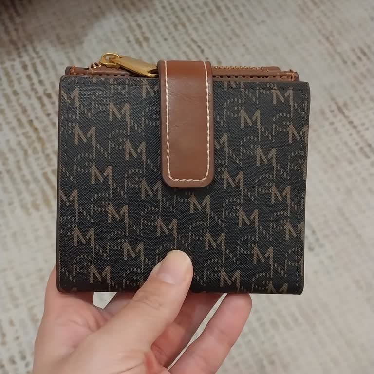 Mango Wallet Inner Lining Peels After Minimal Use