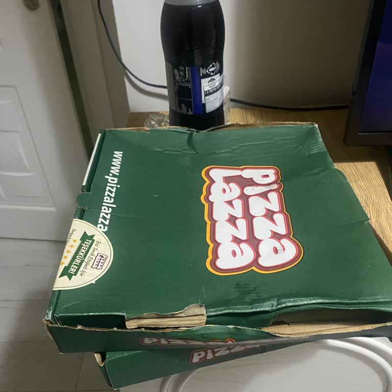 Migros Yemek'ten Soğuk Ve Geç Gelen Pizza Zorla Teslim Hakaretli İletişim Ve İade Sorunu