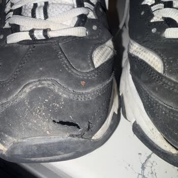 Skechers Ayakkabılarda Yırtılma Ve Deformasyon Sorunu