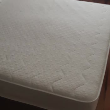 Yatak Kenarları Çöktü, Her Sabah Bel Ağrısı İle Uyanıyoruz