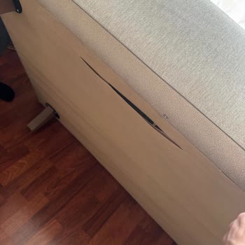 Eksik TV Ünitesi Parçaları Ve Ayıplı Koltuklar İçin Cevapsız Şikayet