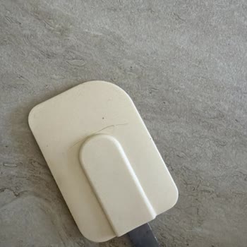 Emsan Spatula Gün İçinde Kırıldı, Bir Aylık İletişimsizlik Ve Çözüm Talebi