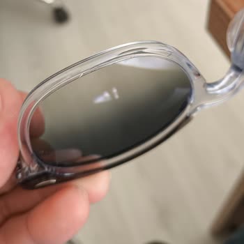 Atasun Optik'te Rayban Gözlüğüm Çatladı Ve Servis Süreci Ciddiyetsiz