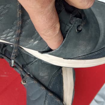 Ayakkabının Kısa Sürede Yırtılması Ve Değişim Reddi Mağduriyeti