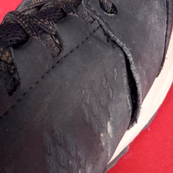 Ayakkabının Kısa Sürede Yırtılması Ve Değişim Reddi Mağduriyeti