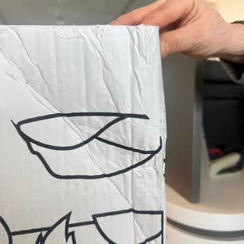 Karton Ürünün Korunmasız Gönderimi Nedeniyle Hasarlı Geldi, Ücret İadesi Talep Ediyorum