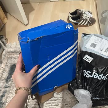 Hasarlı Ayakkabı Kutusu Güveni Zedeledi